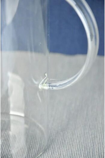 STOREMAX Goldwhirl Borosilicate Fire-Resistant Glass Jug with Metal Lid Trendflash 467437