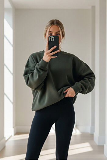 MAXIMILLIAN Women's Oversize Winter Loose Khaki Sweatshirt