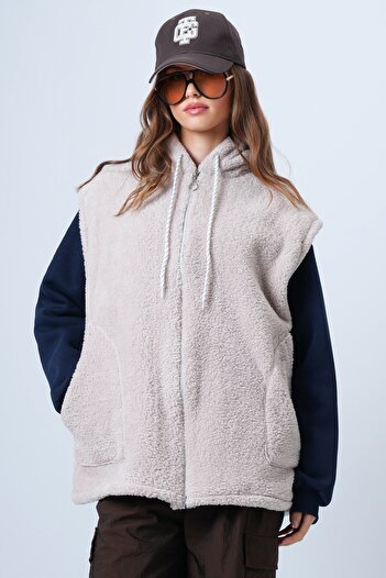 VAGGON Double Pocket Zipper Closure Plush Vest