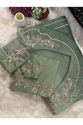 Without a mark Women's Prayer Mat Set with Prayer Cloth