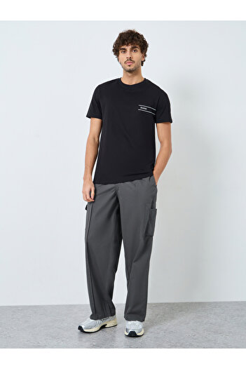 Styli Men Relaxed Fit Multi Pockets Cargo Pants