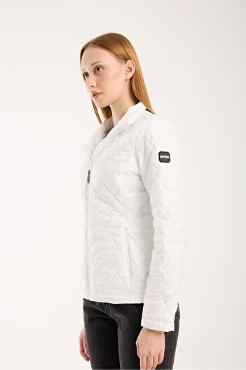G-FOX Women's Diamond Pattern Seasonal Coat – Lightly Padded, Stand Collar, Fit Silhouette 8787