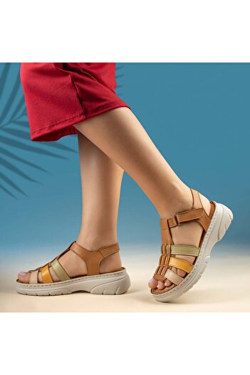 BMoD Women's brown leather platform sandals with a strap MOD13628