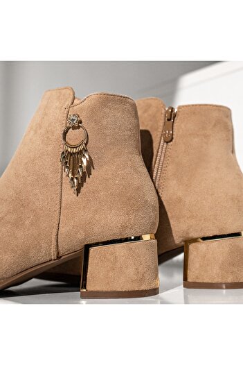 BMoD Women's khaki suede boots with a chunky heel and decorative accessories MOD12857