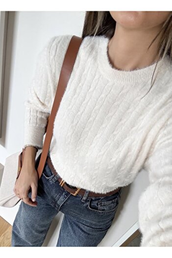 CADDELAMODA Women's Hair Braided Crew Neck Bearded Soft Sweater