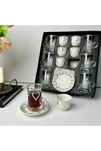 Generic 18-piece cup and saucer set