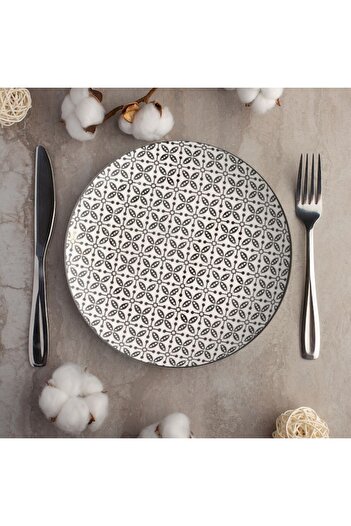 SHOPIENS Porcelain Plate, Geometric Pattern, Beige with Black, 26.5 cm