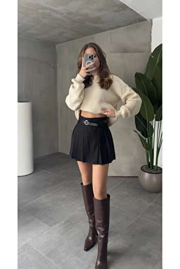 Asfa Moda Women's Black Striped Lined Shorts with Belted Pleated Winter Mini Skirt