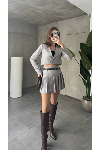 Asfa Moda Women's Gray Striped Crop Jacket Belted Lined Pleated Skirt Set