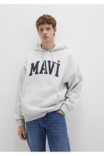 Mavi Graues Sweatshirt mit Kapuze und Logo-Print 067149-80196