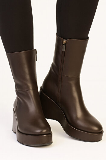 KARVENSHOES HAKİKİ DERİ DOLGU TOPUKLU BOT 26339