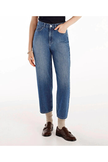 Yargıcı Geniş Paçalı Cep Detaylı Jeans