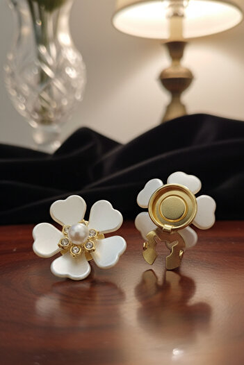 Reoona Yeni Trend Kristal İnci Detaylı Gonca Düğme Kapağı Broş 1 Adet - Pearl Bud Elegance