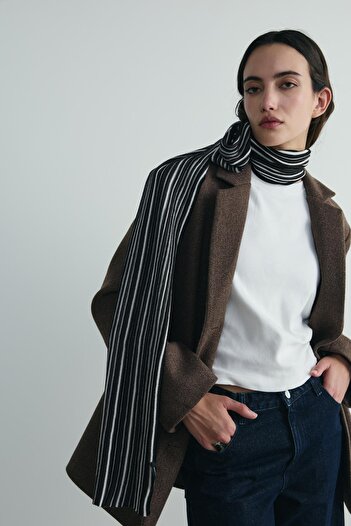 Suud Collection Siyah Wave Çizgili Atkı