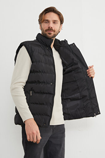 Fulla Moda Printed Snap-On Inflatable Vest
