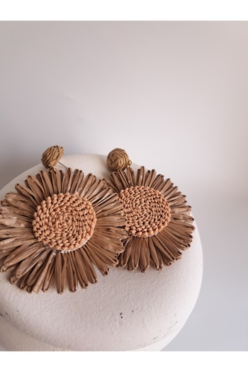 BHR AKSESUAR Brown Straw Big Earrings