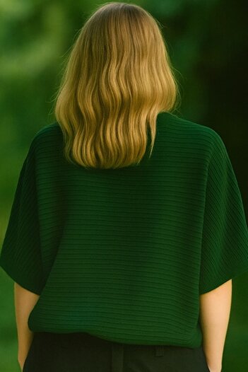 OEM Elegant dark green women's sweater, M-L