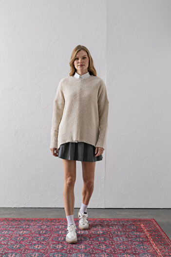 Wega Moda Crew Neck Oversize Boucle Knit Sweater - Comfortable and Stylish |   Quality Knitwear |   Trend Sweater