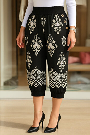 Butik Women's Elastic Waist Ethnic Patterned Capri Single Jersey Trousers