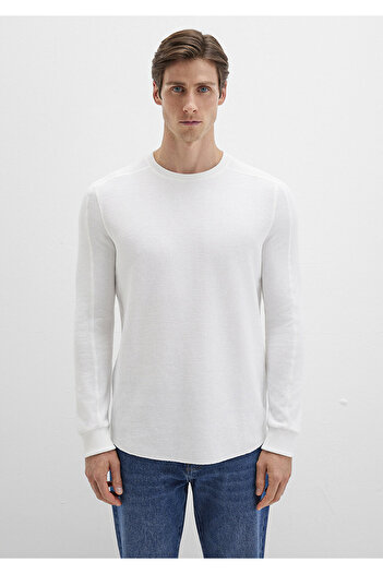 Mavi Uzun Kollu Dokulu Beyaz Basic Tişört Slim Fit / Dar Kesim 0610106-70054