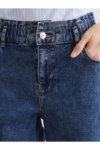 LC Waikiki Beli Lastikli Slim Mom Kadın Jean Pantolon