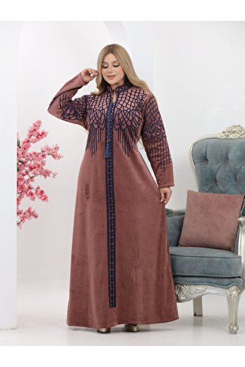 Generies High quality velvet Arabic jalabiya with a wonderful design