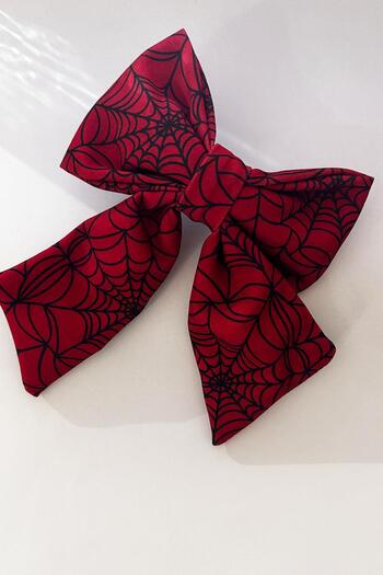 New Obsessions Halloween Detailed Bowknot Buckle