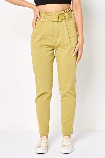 Reiko Women Regular Fit Solid Tapered Pants With Belt, Olive