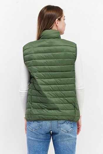 Don't Call Me Jennyfer Women Quilted Puffer Jacket, Olive