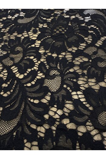 METERİAL Black Floral Motif Classic Lace Fabric – 135 cm Width |   A Piped K – Dressmaking Fabric