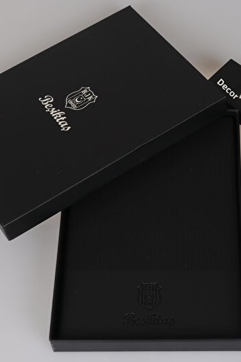 Beşiktaş Set agenda din piele Beşiktaş cu licenţă DEKOMUS şi stilou hibrid