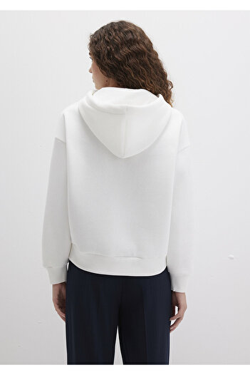 Mavi Logo Baskılı Kapüşonlu Ekru Sweatshirt 168334-81964