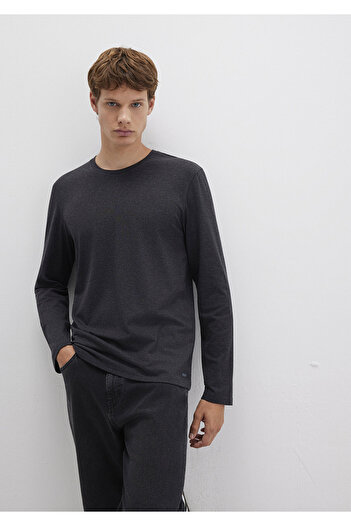 Mavi Langärmliges, anthrazitfarbenes Basic-T-Shirt mit sitzender Passform 062477 -27310