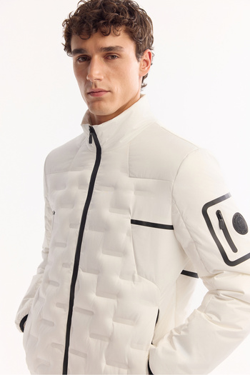 Avva Men's White Hooded Water Repellent Windproof Puffer Regular Fit Jacket B006082