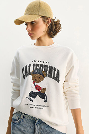 Bianco Lucci Hanorac relaxat pentru femei guler rotund Teddy cu broderie și imprimeu tricou 10418 60283695
