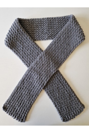 Hobi Kafe Hand Knitted Light Gray Color Adult Scarf