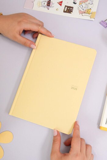 Matt Notebook Youna 2026 Yılı A5 Ajanda 15x21 cm - 12 Aylık - Dikey Tasarım – Sarı