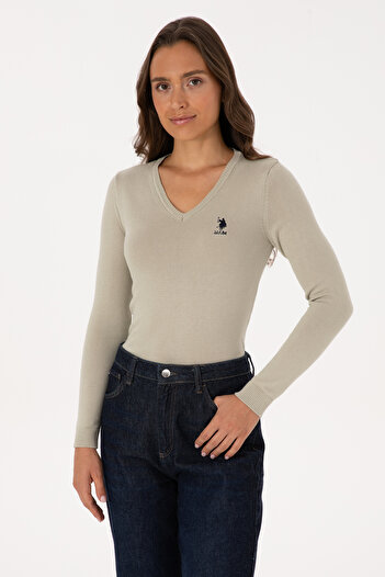 U.S. Polo Assn. Women's Light Khaki V-Neck Basic Sweater 50307712-Vr183