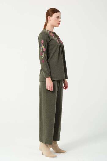Hatun Atila Hatunatila Hera Fabric Front and Sleeves Authentic Embroidered Tassel Double Suit 7665 Khaki