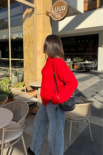 Güneş Bisiklet Yaka Oversize Triko Kazak