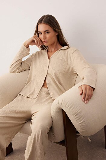 Trendyol Collection Комплект піжами з гладкої тканини з ефектом крепу THMAW26PT00159