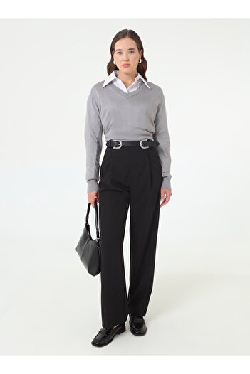 Refka V-Neck Classic Knit Sweater - Gray -