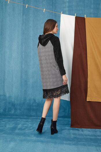 GİZZEY 20705 Women's Hooded Lace Detailed Dress