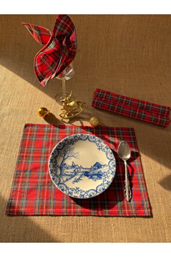 White Alamode Plaid & Scottish Patterned American Serving Set of 4