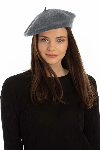 Mor Fabric Gray French Painter Felt Beret