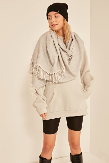 FELLMENS Light Gray Soft Textured Tasseled Thick Women's Shawl