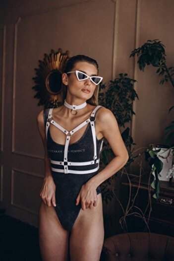 Sweet Demon White Leather Choker Harness - Women's Body Fancy Accessories Set