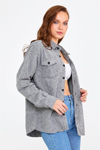 Tarz Cool Kadın Gri Slim Fit Cepli Düz Oduncu Gömlek-kkkodg001r10s