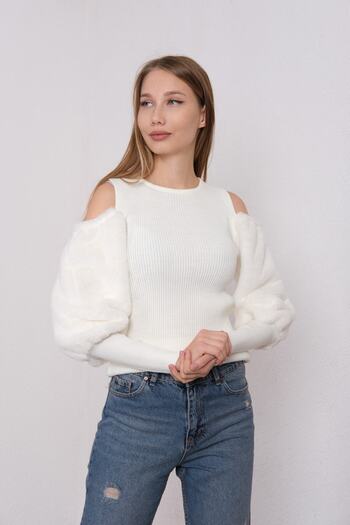 For Angels White Off-Shoulder Plush Sweater 2170001Std