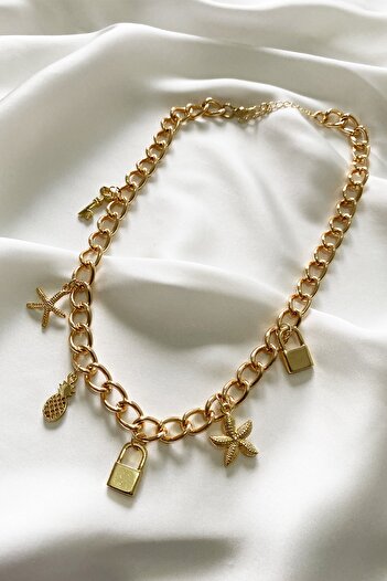Clare's Store Gold Chain Charm Necklace